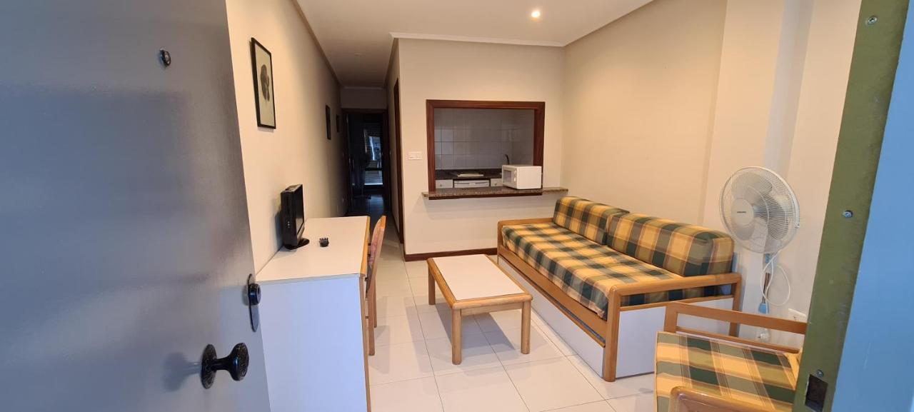 Apartamentos Elena Ларедо Екстериор снимка
